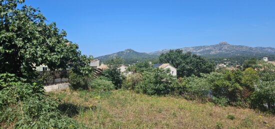 Terrain à bâtir à Aubagne, Provence-Alpes-Côte d'Azur