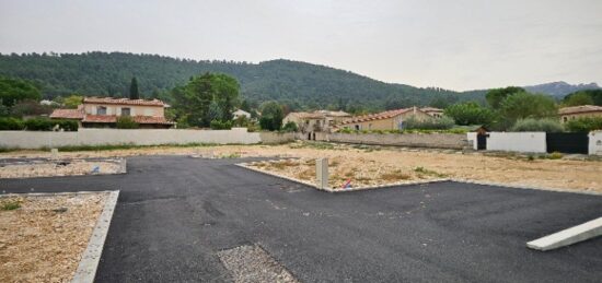 Terrain à bâtir à Auriol, Provence-Alpes-Côte d'Azur