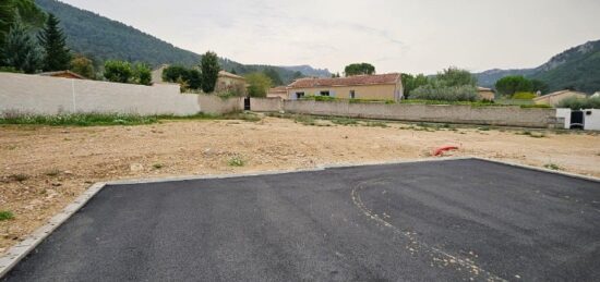 Terrain à bâtir à Auriol, Provence-Alpes-Côte d'Azur